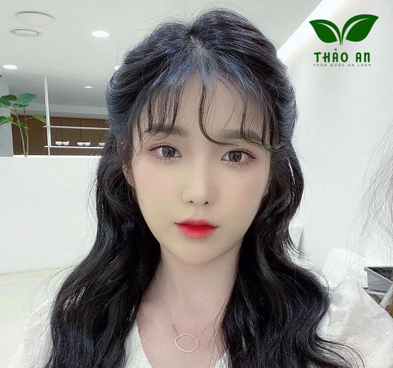 Kiểu tóc mái bay để đi tiệc